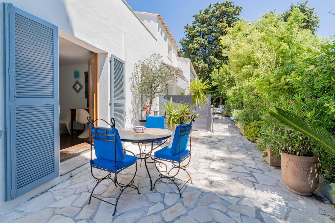 Bed and Breakfast Le Patio Des Mimosas Par Dodo-A-Каси Экстерьер фото